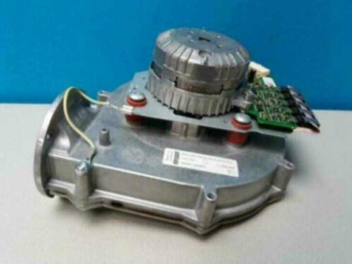 Ventilator Agpo Ferroli Econpact (Ebmpapst) RG130/0800-3612, Doe-het-zelf en Verbouw, Verwarming en Radiatoren, Gebruikt, Cv-ketel of Combi-ketel