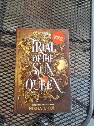 Nisha J. Tuli Trial of the Sun Queen beschikbaar voor biedingen