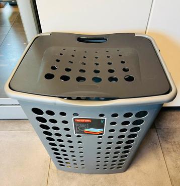 Curver wasmand grijs 58-45-32 heel goed beschikbaar voor biedingen