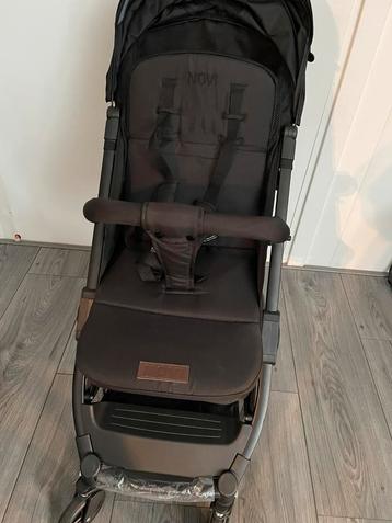 Novi buggy – zo goed als nieuw! beschikbaar voor biedingen