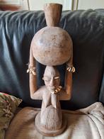 Afrikaans Houten Beeld Schelpen benin vrouw, Antiek en Kunst, Ophalen of Verzenden