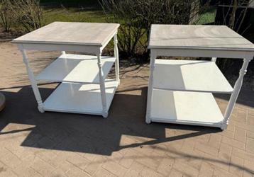 2 landelijke hoek, buffet tafels, werktafels, Servies tafels beschikbaar voor biedingen