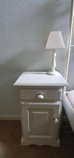 Brocante nachtkastje, Huis en Inrichting, Ophalen, Minder dan 45 cm, 55 tot 70 cm, Zo goed als nieuw