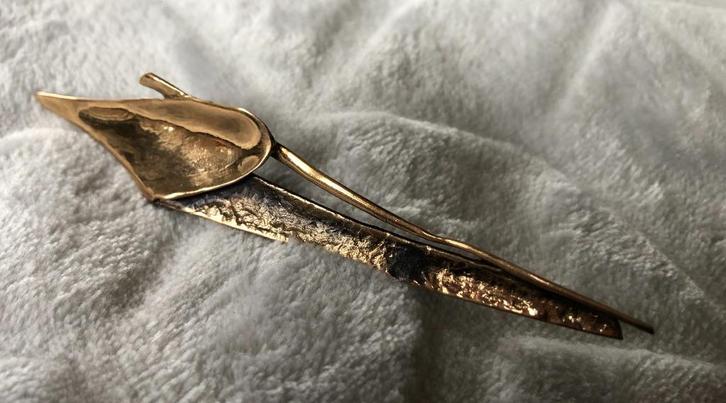 Broche - reversspeld Brons Harry of Harrie Lenferink, Sieraden, Tassen en Uiterlijk, Broches, Gebruikt, Goud, Goud, 10 cm of meer