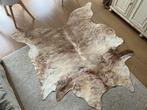 Koeienkleed, Huis en Inrichting, Stoffering | Tapijten en Kleden, Gebruikt, Bruin, 200 cm of meer, Ophalen of Verzenden