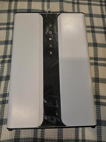 H10-2 DEHUMIDIFIER NOOIT GEBRUIKT  beschikbaar voor biedingen