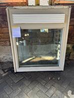 Raamkozijn met ventilatierooster, Ophalen, Gebruikt, Hout
