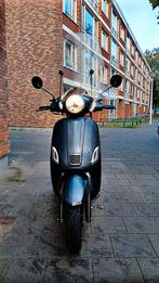 AGM VX bromscooter uit 2019 4takt geel kenteken, Zo goed als nieuw, Benzine, Ophalen, Overige merken