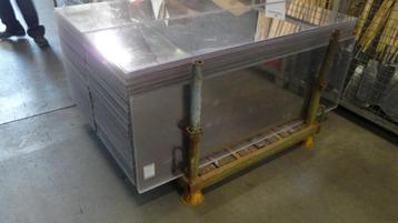 Plexiglas plaat helder 1500 x 500 x 4 mm gebruikt per kg beschikbaar voor biedingen