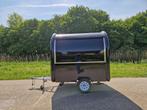 Foodtruck zwart met koelwerkbank en afzuigkap - 2025, Gebruikt
