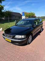Volvo V70 2.4 Comfort Line AUTOMAAT NAP!, Traction-control, Zwart, Onderhoudsboekje, 750 kg