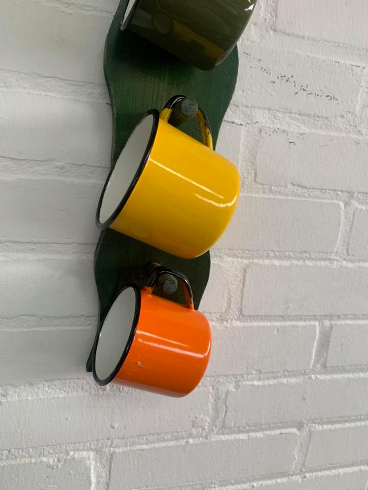 Bekers rek met emaille bekers vintage retro jaren 70., Huis en Inrichting, Keuken | Servies, Ophalen of Verzenden