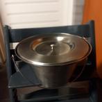 Po-stoel emmer metaal met deksel, Ophalen