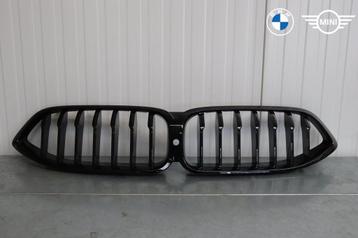 BMW 8 Serie Grill Zwart beschikbaar voor biedingen