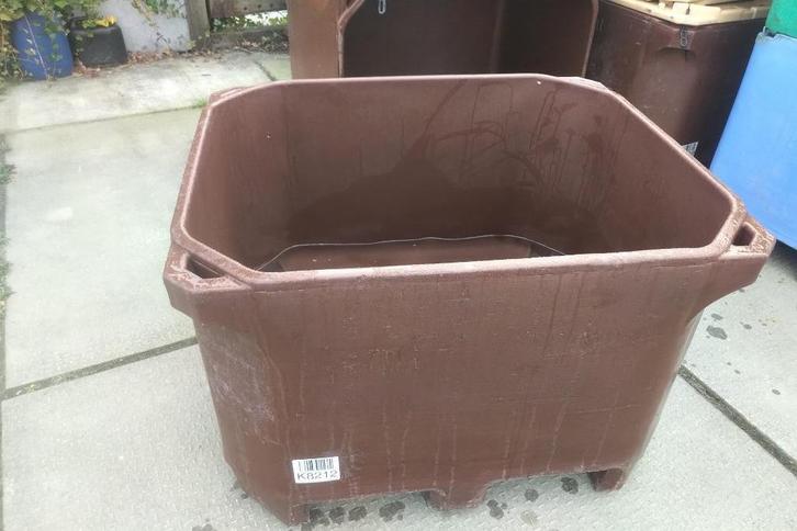 Kunststof voer/ water bakken voor hooi brandhout of accu's, Watersport en Boten, Accessoires en Onderhoud, Gebruikt, Overige typen