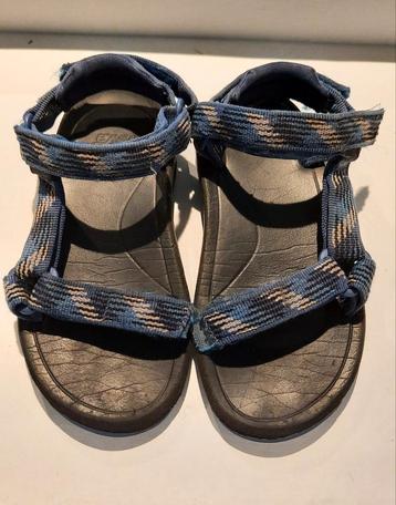 Teva Sandalen Maat 26 beschikbaar voor biedingen