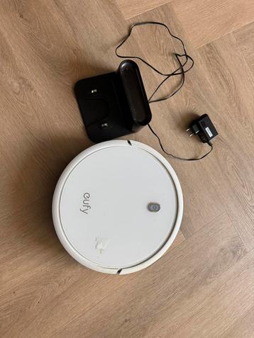 Eufy robot stofzuiger beschikbaar voor biedingen