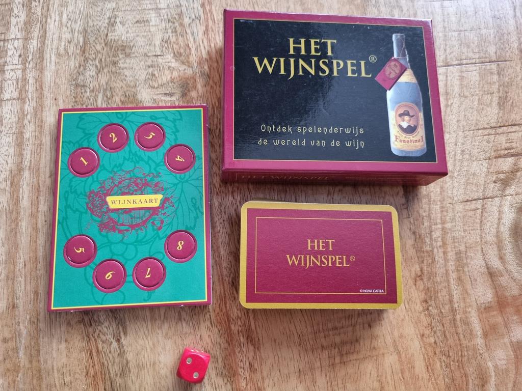 Het Wijnspel - kaartspel over wijn, Drie of vier spelers, Ophalen of Verzenden, Nieuw