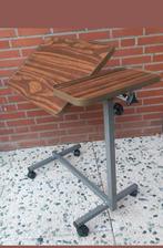 bedtafeltje / computertafel / hobbytafel, Ophalen, Met wielen, Zo goed als nieuw