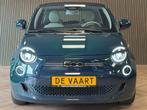 Fiat 500e La Prima 42 kWh PANO PARKEERSENSOREN LANE ASSIST A, Auto's, Fiat, Automaat, Gebruikt, Met garantie (alle), Blauw