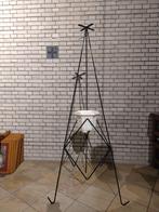 hoge plantenstandaards 4 stuks 177 en 257 hoog, Ophalen of Verzenden, Zo goed als nieuw