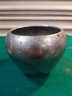 bloempot aardewerk , rvs kleur met zwart, Tuin en Terras, Bloempotten, Ophalen of Verzenden, 'T Olde Gre-j, Info@toldegrej.nl