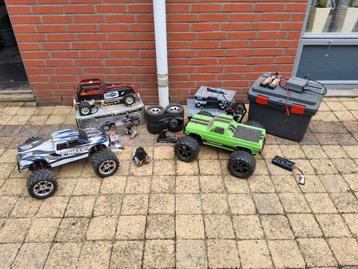 2 x traxxis e-maxx ouder model beschikbaar voor biedingen