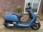 NIU scooter, Fietsen en Brommers, Scooters | Overige merken, Niu, Elektrisch, Ophalen of Verzenden, Zo goed als nieuw
