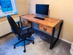 Mooi bureau te koop - nieuwstaat - mangohout - industrieel, Huis en Inrichting, Bureaus, Ophalen of Verzenden, In hoogte verstelbaar