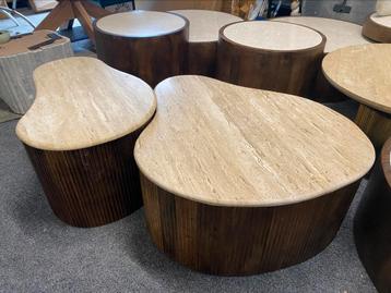 Salon tafel set mari travertin mango hout organische japandi beschikbaar voor biedingen