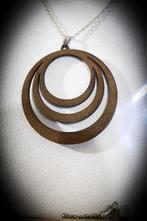 Verzilverde ketting met houten hanger circles (necklace), Verzenden, Nieuw, Zilver, Overige materialen