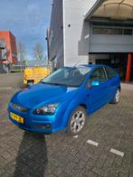 Ford Focus 1.6 74KW 3D 2007 Blauw, 1596 cc, 15 km/l, Zwart, 4 cilinders