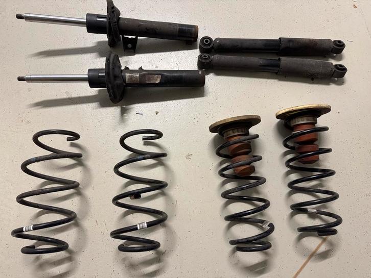 VW Caddy MK5 Schokbrekers Voor+Achter (2023), Auto-onderdelen, Ophanging en Onderstel, Volkswagen, Gebruikt, Ophalen