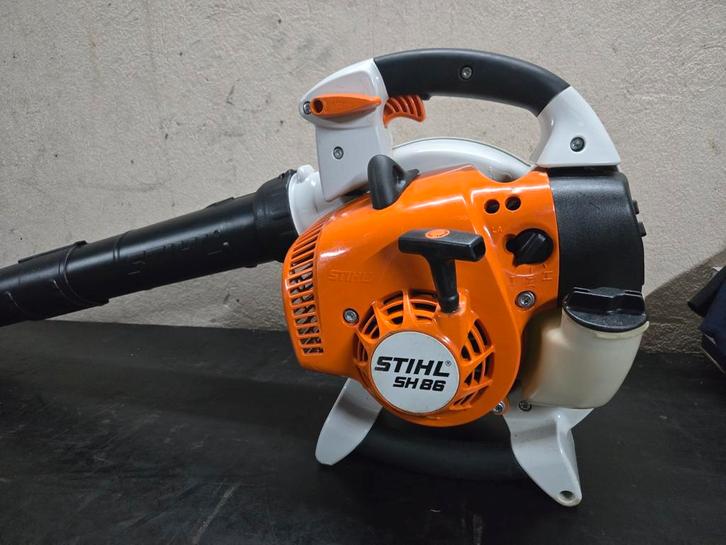 Zeer nette Stihl SH 86 bladblazer | Krachtig Handgedragen., Tuin en Terras, Bladblazers, Zo goed als nieuw, Handgedragen, Benzine