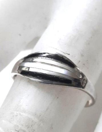 Mooie zilveren ring met onyx en parelmoer inlay 925 (1) beschikbaar voor biedingen