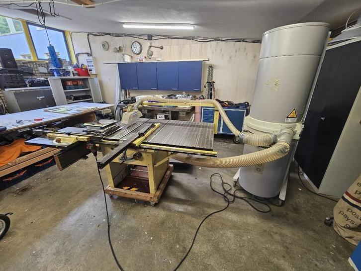 Zaagtafel uit werkplaats, Doe-het-zelf en Verbouw, Gereedschap | Zaagmachines, Gebruikt, Cirkelzaag, 1200 watt of meer, 30 tot 70 mm