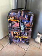 Mooie reiskoffer zgan !!  60 hoog 40 breed, Sieraden, Tassen en Uiterlijk, Koffers, Ophalen, Zo goed als nieuw, Hard kunststof