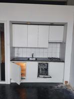 Gratis afhalen: Keuken 212 cm breed, zelf demonteren, Huis en Inrichting, Keuken | Complete keukens, Ophalen, Gebruikt, Wit, Graniet of Steen