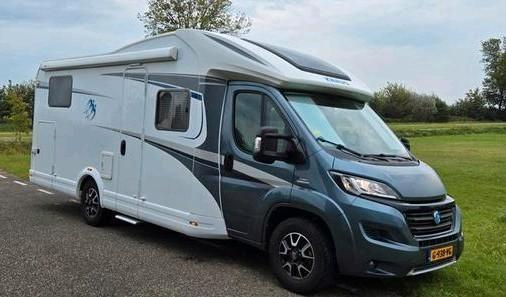 Knaus Sky Wave 700 2016 complete off grid camper - lengte be, Caravans en Kamperen, Campers, Particulier, tot en met 4, Half-integraal