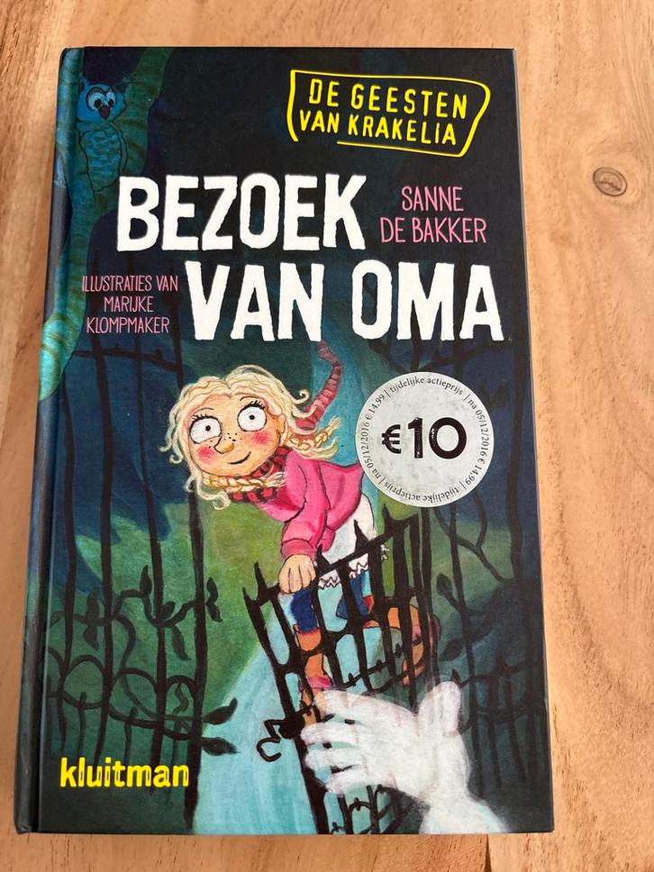 Bezoek van Oma - De Geesten van Krakelia, Boeken, Kinderboeken | Jeugd | 13 jaar en ouder, Zo goed als nieuw, Fictie, Ophalen of Verzenden