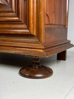 Burgundy Cabinet 1700 antiek, Ophalen