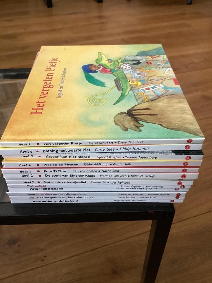 Sinterklaas DE albums v.a. 2004 o.a. vergeten Pietje…., Diversen, Sinterklaas, Ophalen of Verzenden