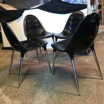 4 Cassina 245 Caprice stoelen stoel chair design zwart leer beschikbaar voor biedingen