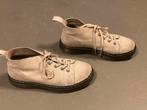 Dr Martens Baynes schoen, Lage of Enkellaarzen, Dr martens, Ophalen of Verzenden, Grijs