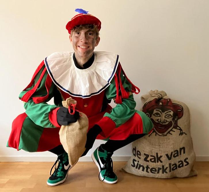 NUENEN huis bezoek Roetveeg Piet Roetveegpiet pakjesavond, Diversen, Sinterklaas, Zo goed als nieuw, Ophalen