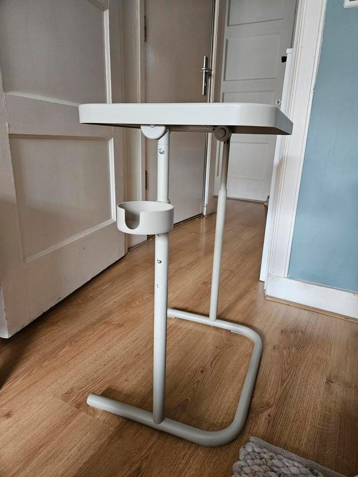 Laptopstandaard / TV Tafel - Zo goed als nieuw, Huis en Inrichting, Tafels | Bijzettafels, Zo goed als nieuw, Rechthoekig, 45 tot 60 cm