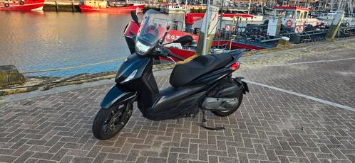 Beverly 400 S HPE 1ste eigenaar, Fietsen en Brommers, Scooters | Yamaha, Zo goed als nieuw, Overige modellen, Benzine, Ophalen