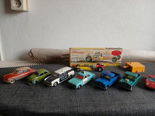 9 stuks dinky Toys en Corgi Toys, Hobby en Vrije tijd, Modelauto's | 1:43, Gebruikt, Auto, Dinky Toys, Ophalen of Verzenden