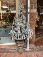 mooie oude gietijzeren tuinvaas 60 cm hoog, Ophalen, Gebruikt