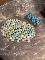 Diverse plastic eieren, Ophalen of Verzenden, Zo goed als nieuw, Kooi-accessoires